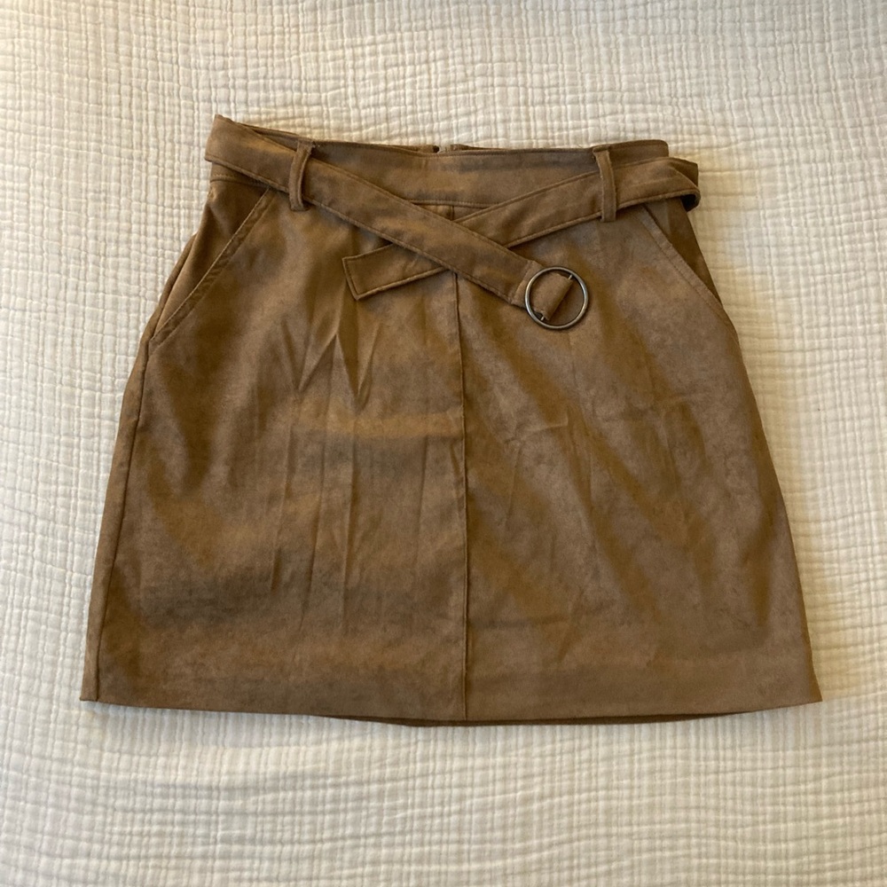 Hollister Ultra High-Rise Faux Suede Belted Skirt with Pockets